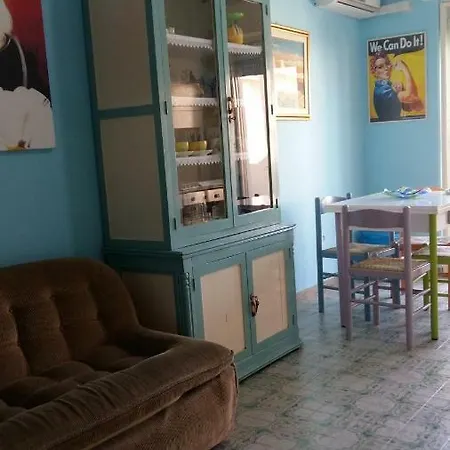 Casa Nuzzo ヴィボ・バレンティア・マリーナ